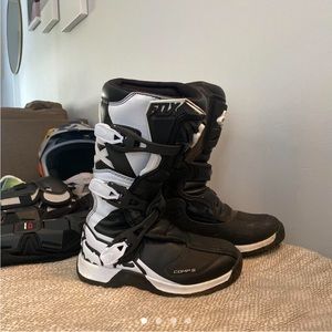 Fox Racing Boots Size Youth 5/womens size 6